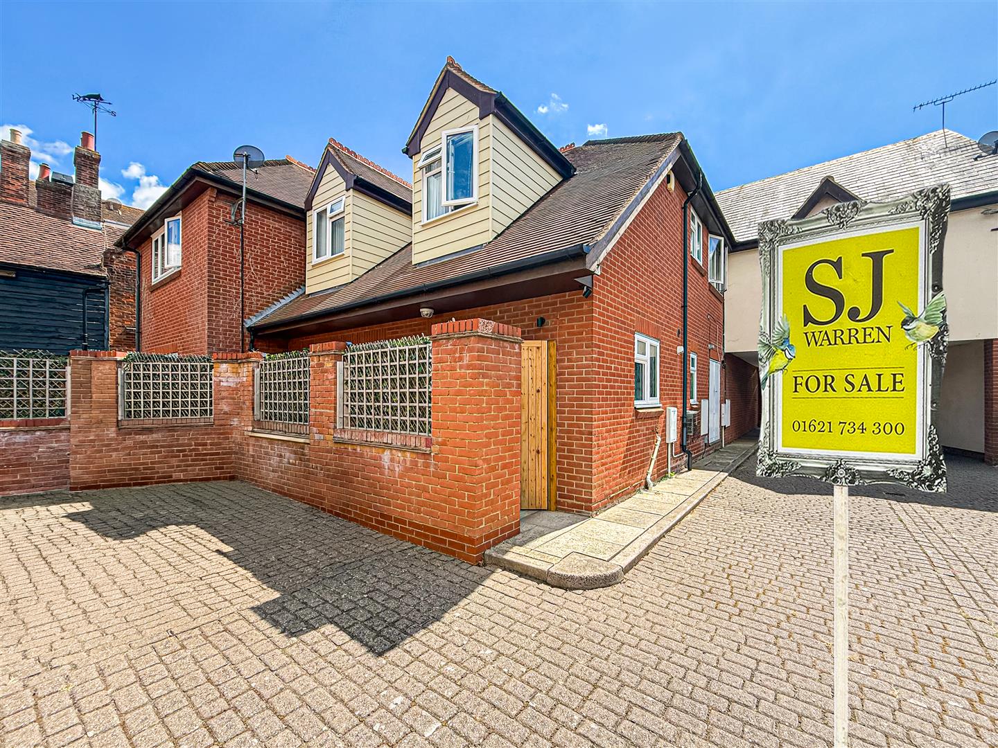 28 & 28a, High Street, Burnham-On-Crouch, CM0 8AA